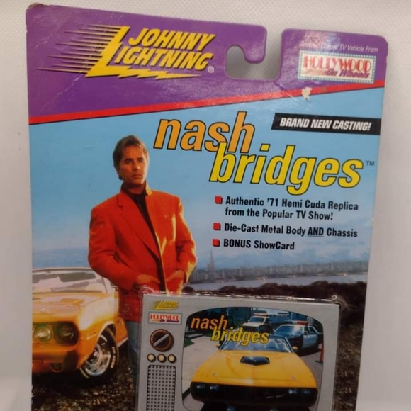 Johnny Lightning Nash Bridges '71 Hemi Cuda Replica - Picture 3 of 3